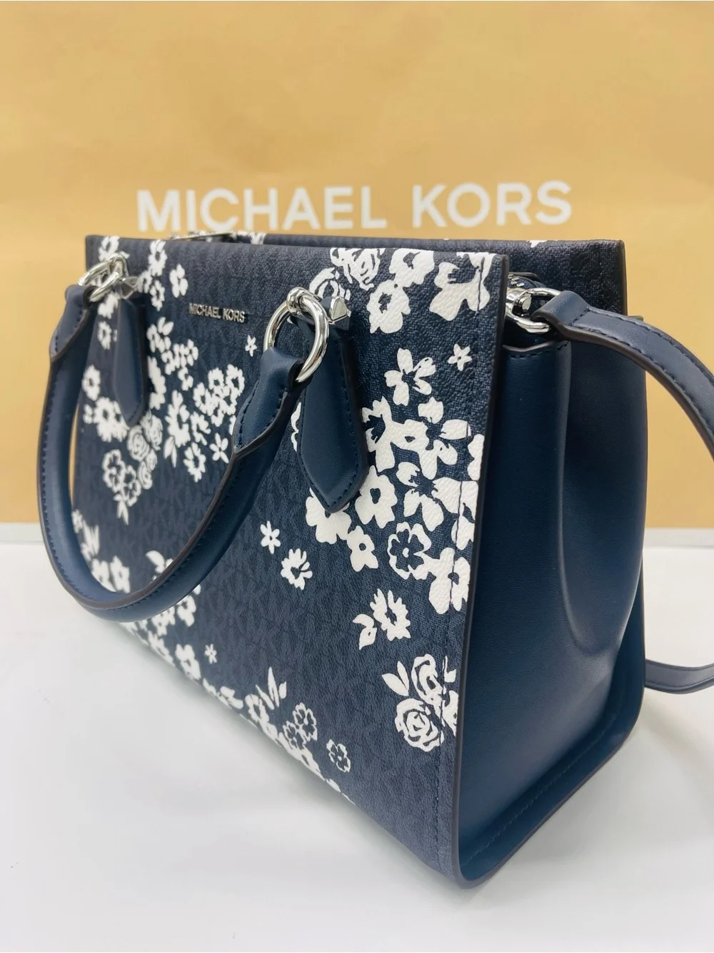 MICHAEL KORS Marilyn Md Printed Signature Logo Satchel Crossbody  Admiral  NWT